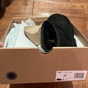 Classic ultra mini uggs